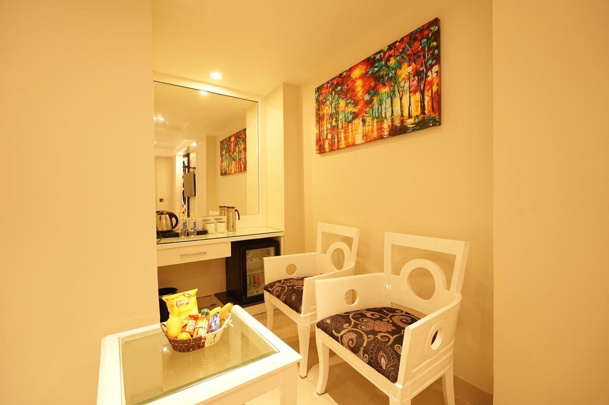Empire Suites, New Delhi Eksteriør bilde