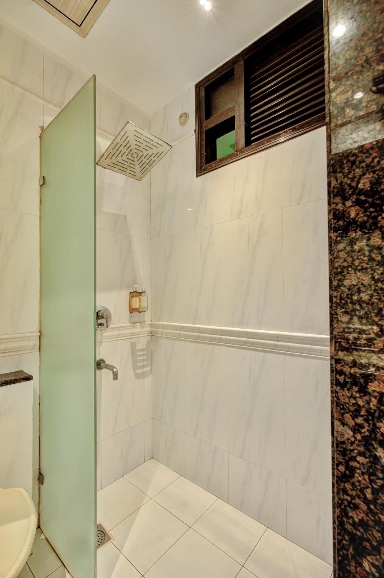 Empire Suites, New Delhi Eksteriør bilde