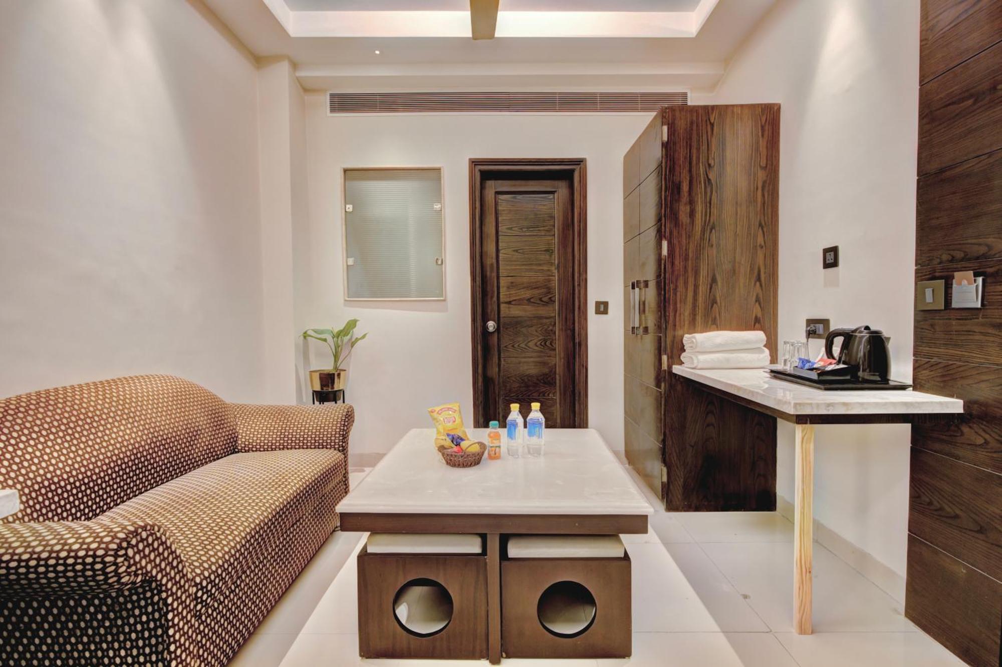 Empire Suites, New Delhi Eksteriør bilde