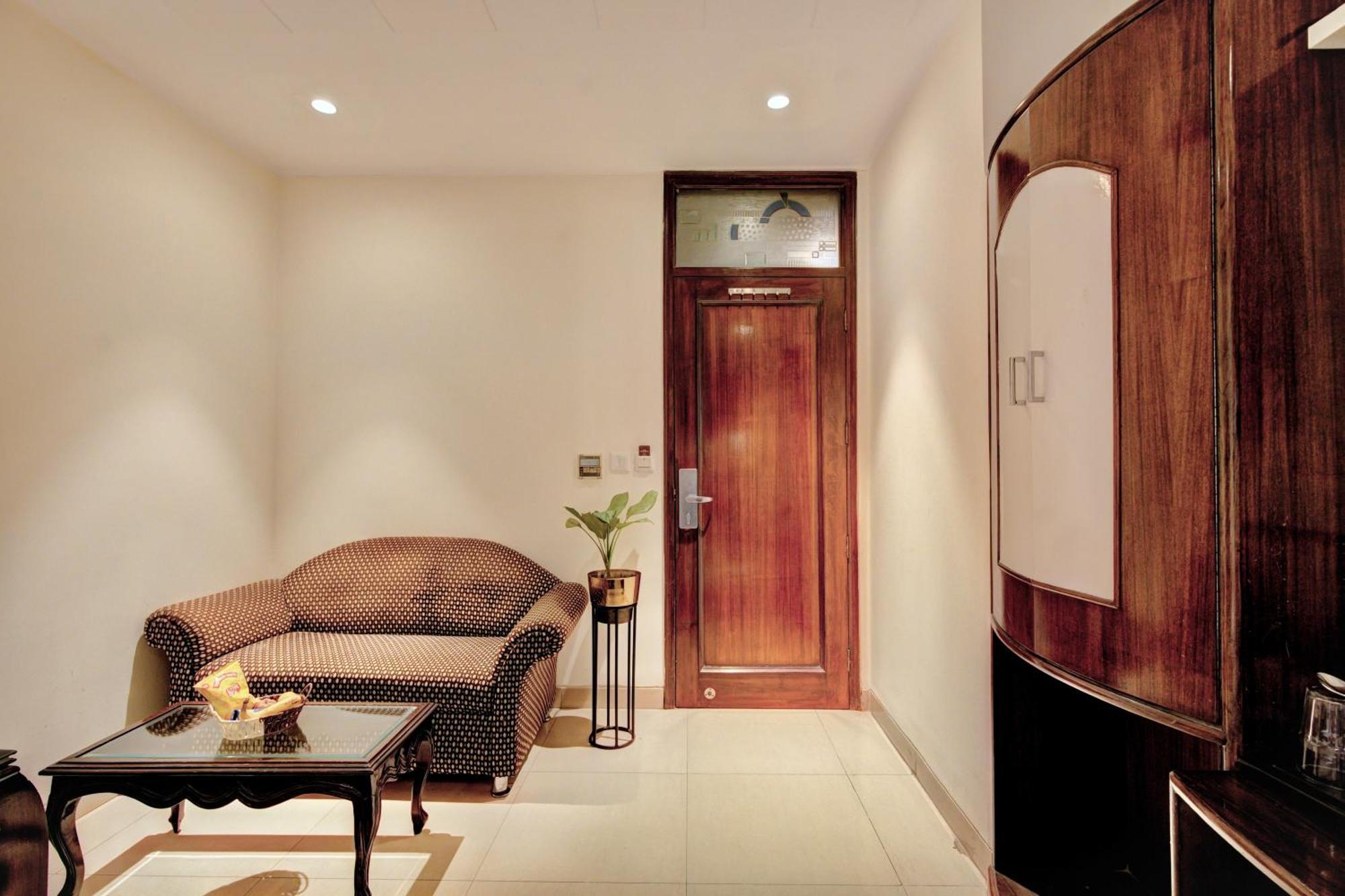 Empire Suites, New Delhi Eksteriør bilde